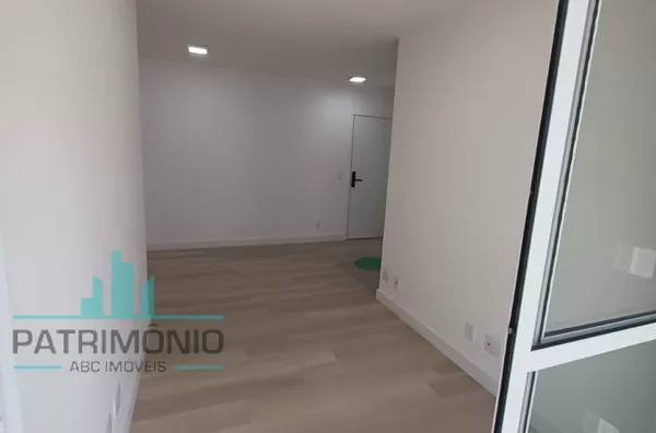 Apartamento para locação no bairro Santa Paula em São Caetano do Sul.