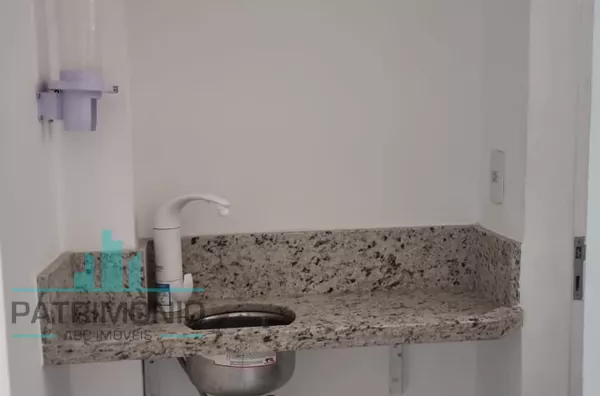 Sala comercial a venda no Edifício Eva Timerman em São Caetano do Sul.