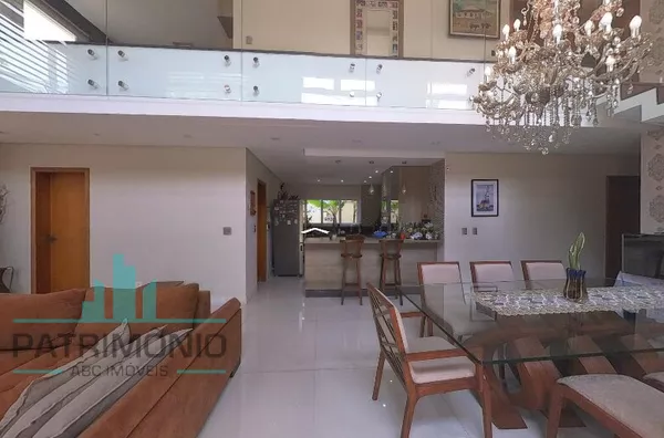 Belíssimo sobrado à venda no Jardim São Caetano em São Caetano do Sul.