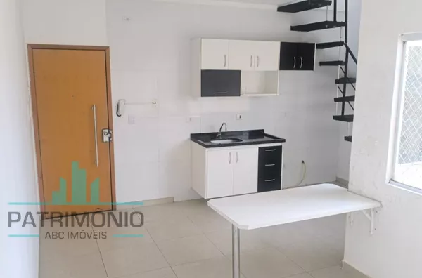 Cobertura à venda no bairro Campestre em Santo André.