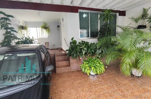 Casa térrea à venda ao lado do Parque Chico Mendes em São Caetano do Sul/SP