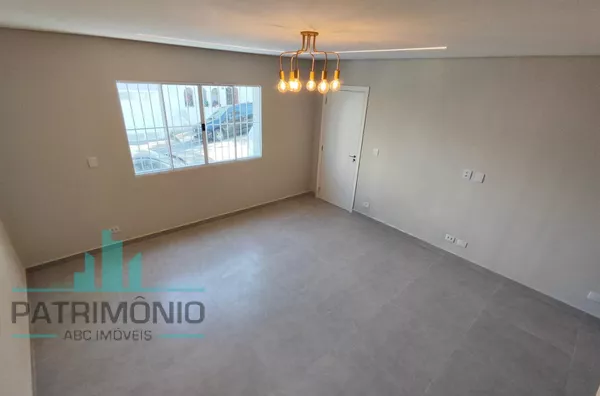Sobrado com 139m² a venda no Bairro Olímpico - São Caetano do Sul.
