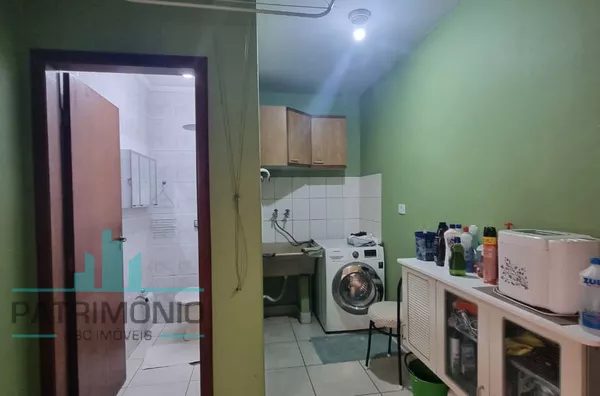 Sobrado à venda no bairro Alves Dias em São Bernardo do Campo.