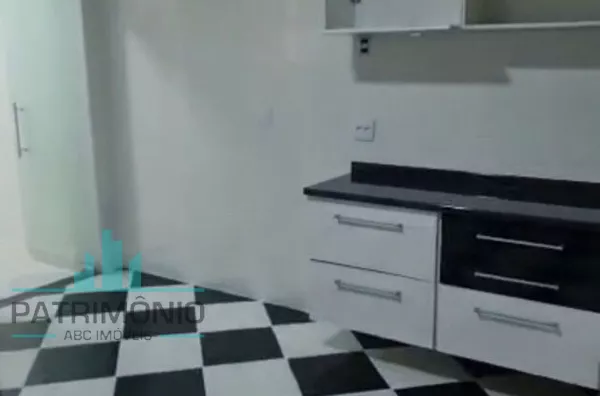 Sobrado à venda no Bairro Santa Maria em São Caetano do Sul.