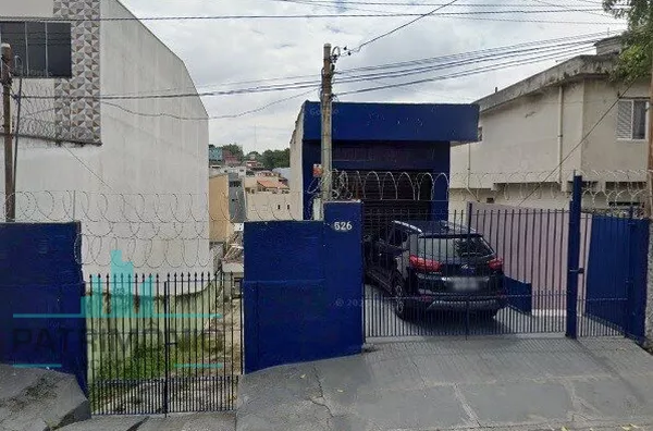 Terreno à venda no Bairro Santa Maria em Santo André. 