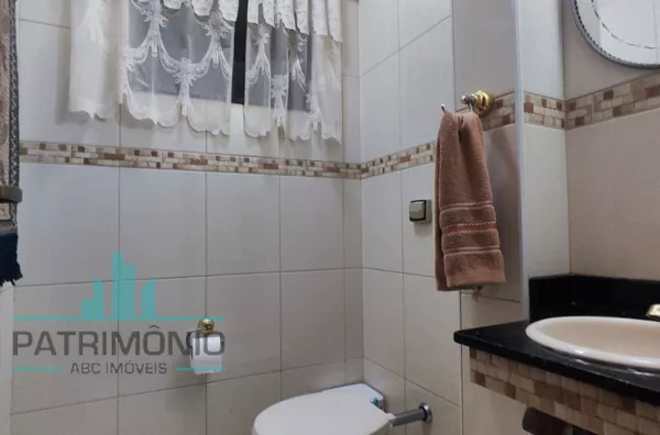 Sobrado Espaçoso com 3 Suítes e 4 Vagas – Bairro Osvaldo Cruz. - Foto 23