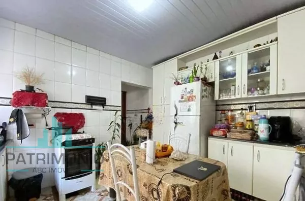 Casa à venda no Bairro Olímpico em São Caetano Do Sul. 