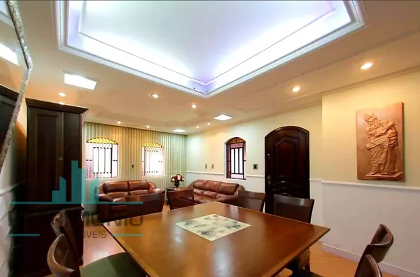 Sobrado à venda no Bairro Barcelona em São Caetano do Sul.