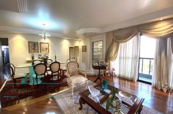 Apartamento à venda no Bairro Santa Paula em São Caetano Do Sul. 