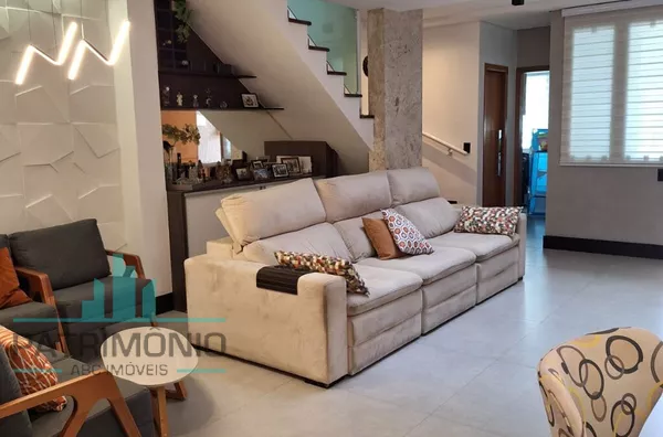 Sobrado Moderno e Reformado à venda na Vila Alpina em São André.