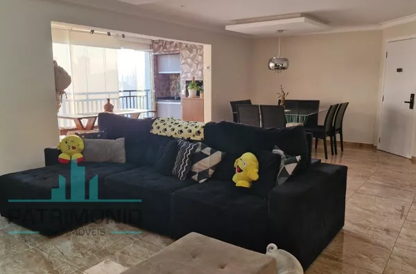 Espaçoso Apartamento à Venda no Condomínio Alegre Gran Condominium no Bairro Santa Paula em São Caetano do Sul.