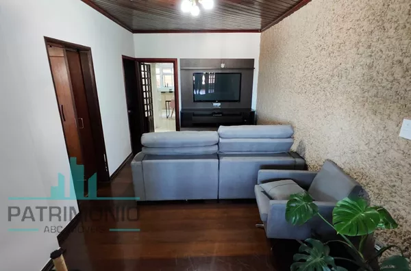Casa a venda na Vila Palmares em Santo André.
