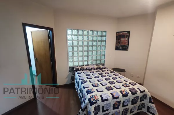 Sobrado Espaçoso com 3 Suítes e 4 Vagas – Bairro Osvaldo Cruz. - Foto 15
