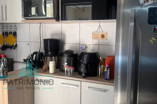 Apartamento à venda no Bairro Utinga em Santo André. 