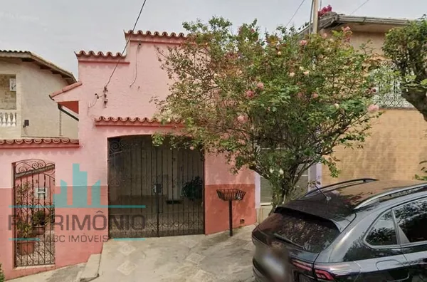 Casa à venda no Bairro Cerâmica em São Caetano Do Sul.