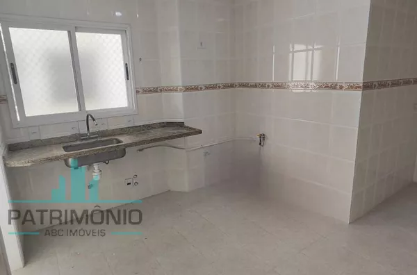 Apartamento à venda no Bairro Santa Maria em São Caetano do Sul.