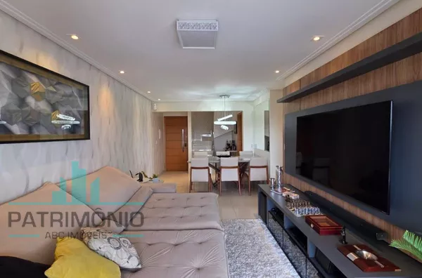 Cobertura à venda no bairro Nova Gerty em São Caetano do Sul.