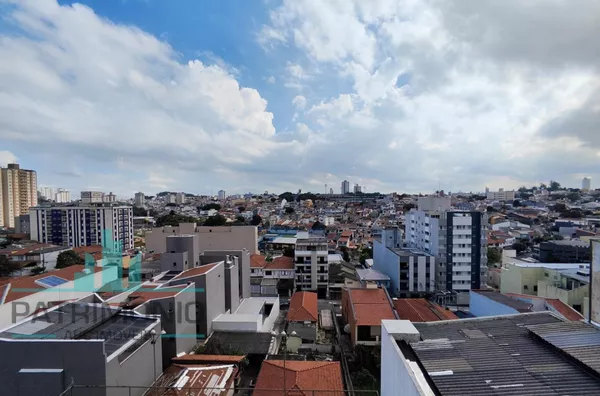 Apartamento à venda no Condomínio Morada de San Thiago no bairro Santa Maria em São Caetano do Sul.