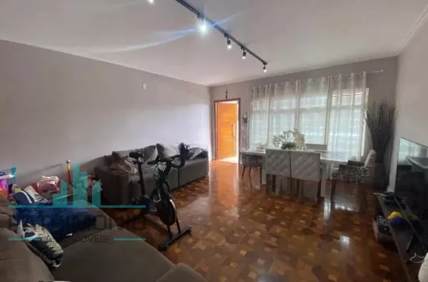 Sobrado à venda no Bairro Campestre em Santo André.