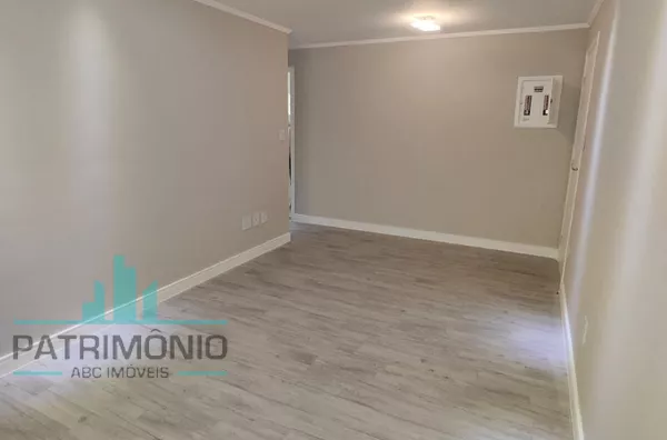 Apartamento à venda no Bairro Santa Maria em São Caetano do Sul.