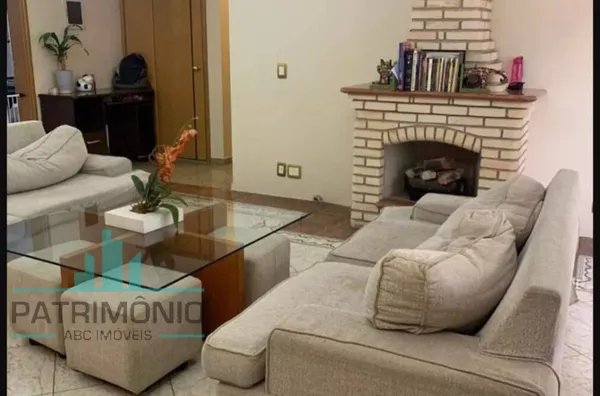 Sobrado com 425m² à venda no Bairro Boa Vista em São Caetano do Sul.