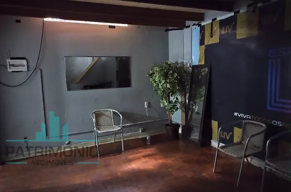 Apartamento duplex à venda no Centro de São Caetano do Sul.
