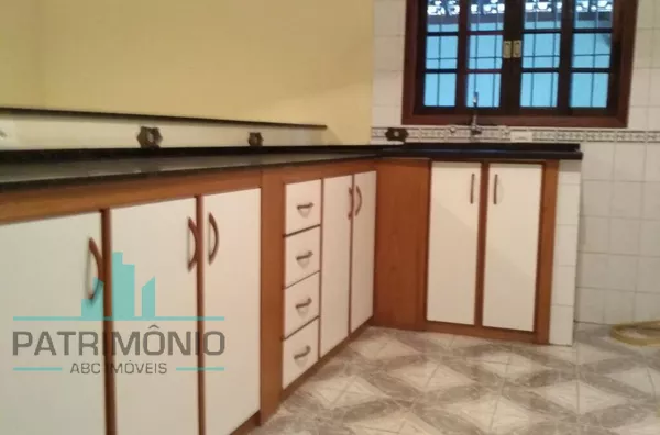 Sobrado de 182m² a venda na Vila Guarani em Santo André