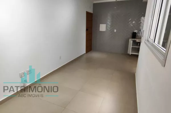 Apartamento à venda no bairro Campestre em Santo André.