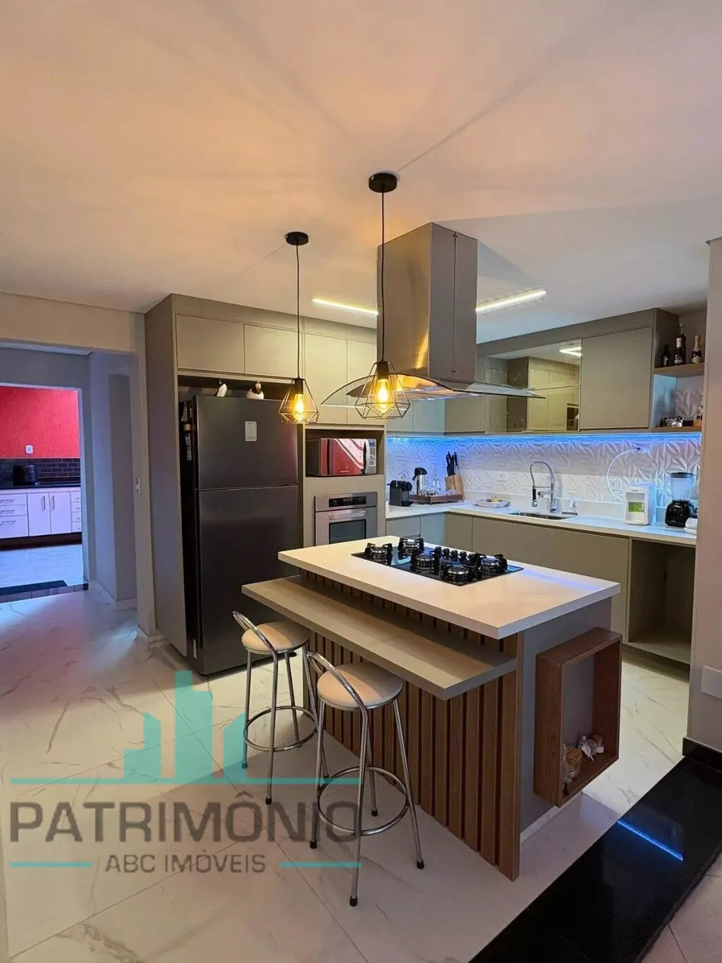 Sobrado, 3 quartos, 240 m² - Foto 8