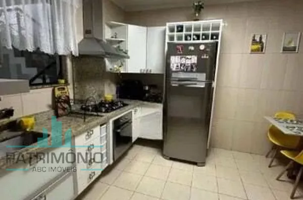 Sobrado à venda no Bairro Osvaldo Cruz em São Caetano Do Sul.