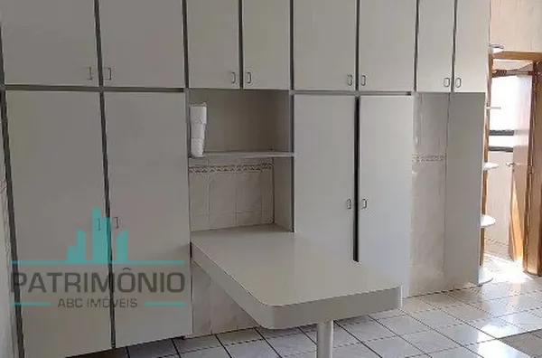 Apartamento à venda no bairro Santa Paula em São Caetano do Sul.