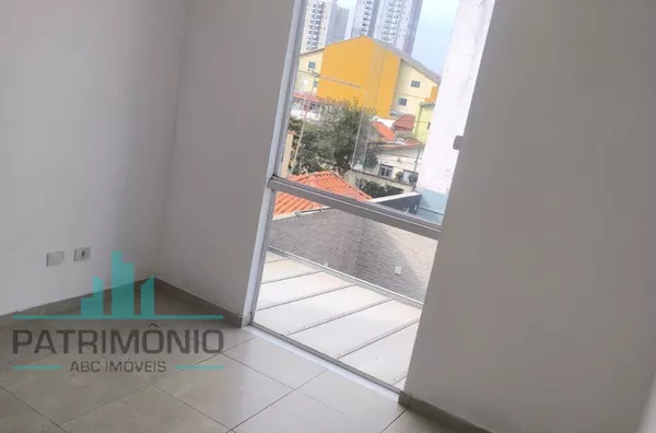 Cobertura à venda no bairro Campestre em Santo André.