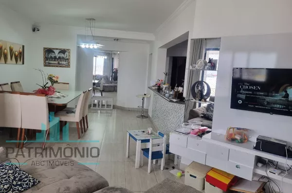 Apartamento para venda ou locação no Bairro Santa Paula em São Caetano Do Sul.