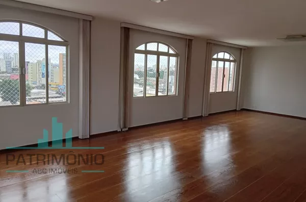 Apartamento de 250m² à venda no Centro de Santo André.