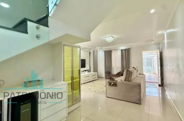 Sobrado à venda no Bairro Santa Maria em São Caetano Do Sul.