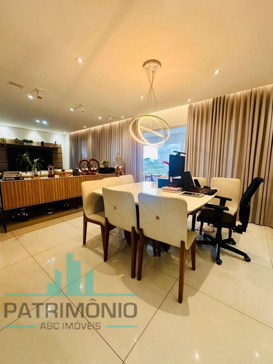 Apartamento, 3 quartos, 146 m² - Foto 1