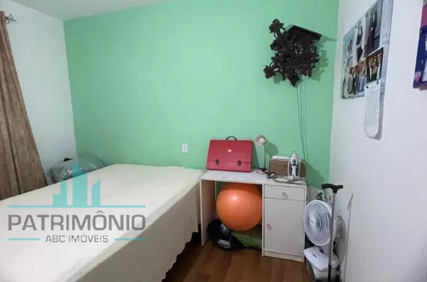 Terreno com casa para venda no Bairro Santo Antônio em São Caetano do Sul.