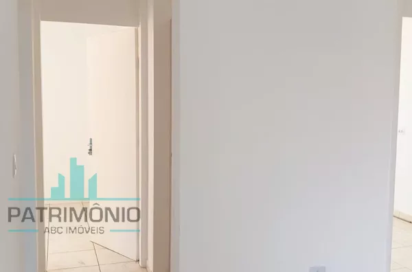 Apartamento à venda no Conjunto dos Radialistas no bairro São José em São Caetano do Sul.