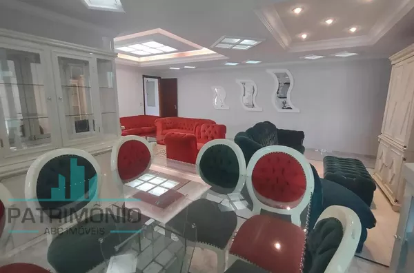 Cobertura duplex à venda no bairro Santa Maria em São Caetano do Sul.