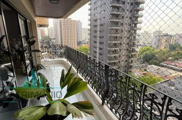 Apartamento à venda no Edifício Biblos no Bairro Santa Paula em São Caetano Do Sul.