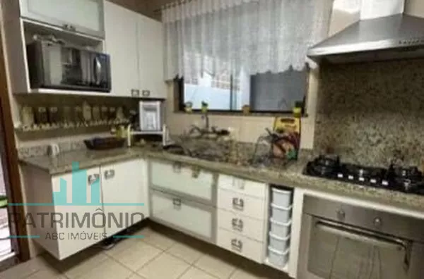 Sobrado à venda no Bairro Osvaldo Cruz em São Caetano Do Sul.