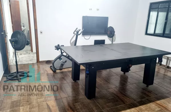 Edícula - Salão de jogos