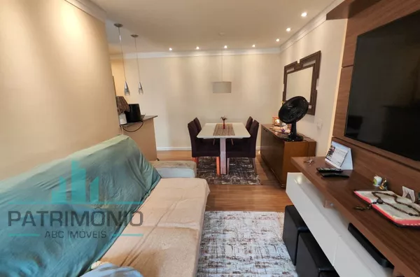 Apartamento à venda no Condomínio Status no Bairro Mauá em São Caetano do Sul.