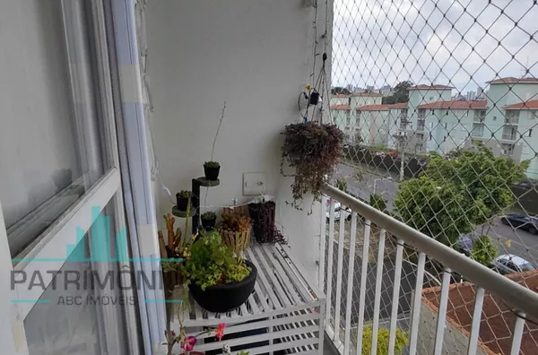 Apartamento à venda no Bairro Utinga em Santo André. 