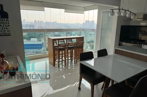 Apartamento porteira fechada à venda no Sky Patriani na Vila Scarpelli em Santo André.