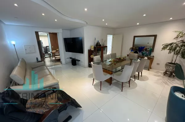 Apartamento à venda no Edifício Biblos no Bairro Santa Paula em São Caetano Do Sul.