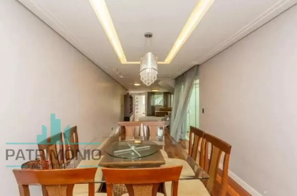 Sobrado à venda no Bairro Olímpico em São Caetano do Sul.