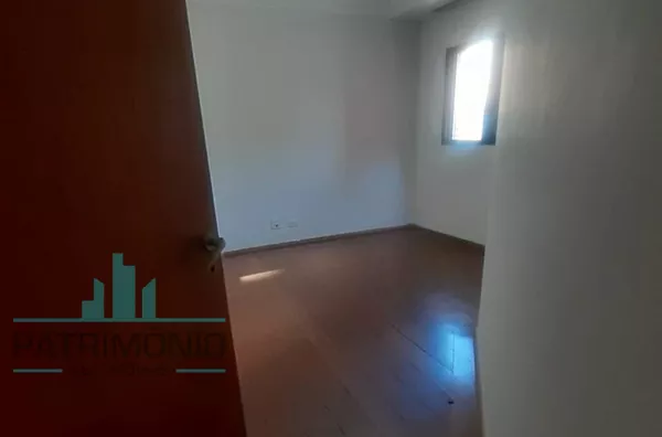 Apartamento à venda no Bairro Santa Paula em São Caetano Do Sul.