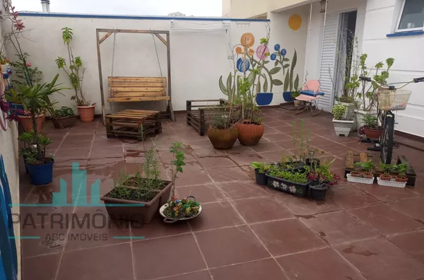 Apartamento Térreo com quintal à venda - Cerâmica - São Caetano do Sul