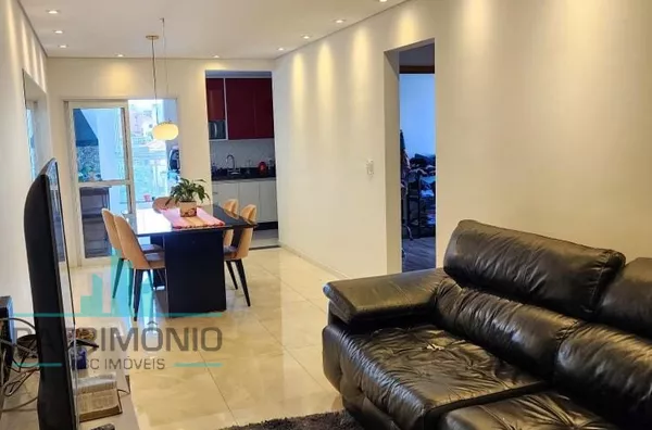 Apartamento à venda no Bairro Santa Maria em São Caetano Do Sul.